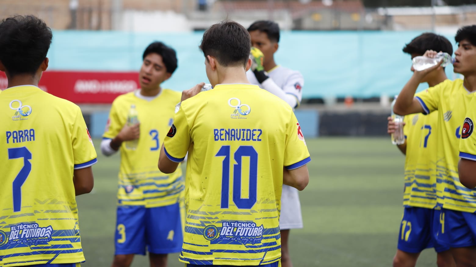 Becas deportivas parciales vs completas: ¿cuál es la diferencia real?